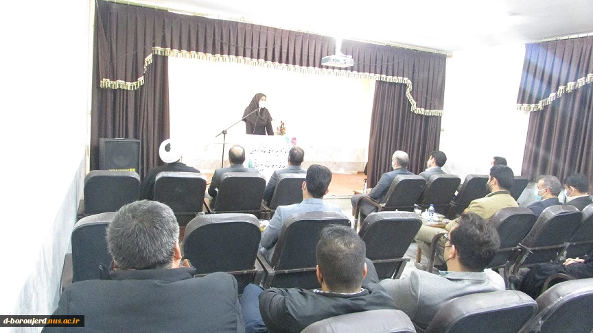 جلسه بازنشستگی خانم کردی  و معارفه خانم پیرحیاتی 4