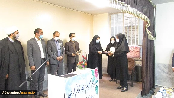جلسه بازنشستگی خانم کردی  و معارفه خانم پیرحیاتی 7