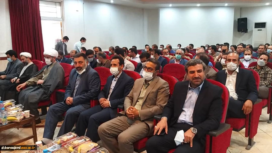 مراسم تکریم و معارفه رؤسای سابق و جدید دانشگاه فنی و حرفه‌ای استان لرستان برگزار شد 3
