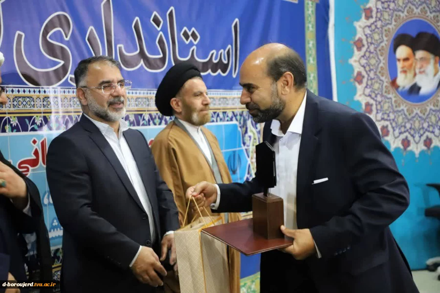 اجلاس استانی نماز با رویکرد تجلیل از دستگاه های برتر  4