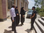 بازدید ریاست محترم آموزشکده و مسئولین حوزه دانشجویی از سلف سرویس و رایزنی در مورد مشکلات طبخ و توزیع غذا 3