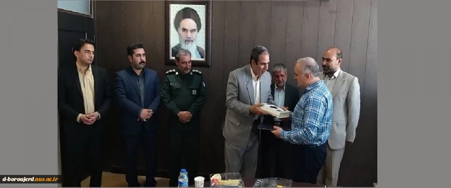 تبریک انتصاب جناب آقای محمدرضا صمدی بعنوان سرپرست آموزشکده فنی و حرفه ای پسران بروجرد 4