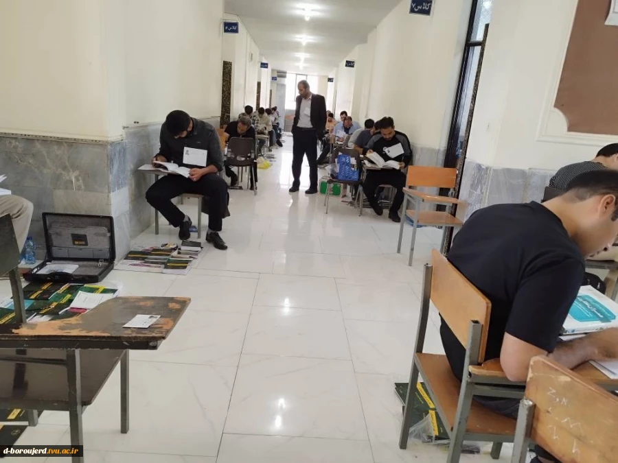برگزاری آزمون‌های ورود به حرفه رشته‌های مهندسی در آموزشکده فنی دختران بروجرد 5