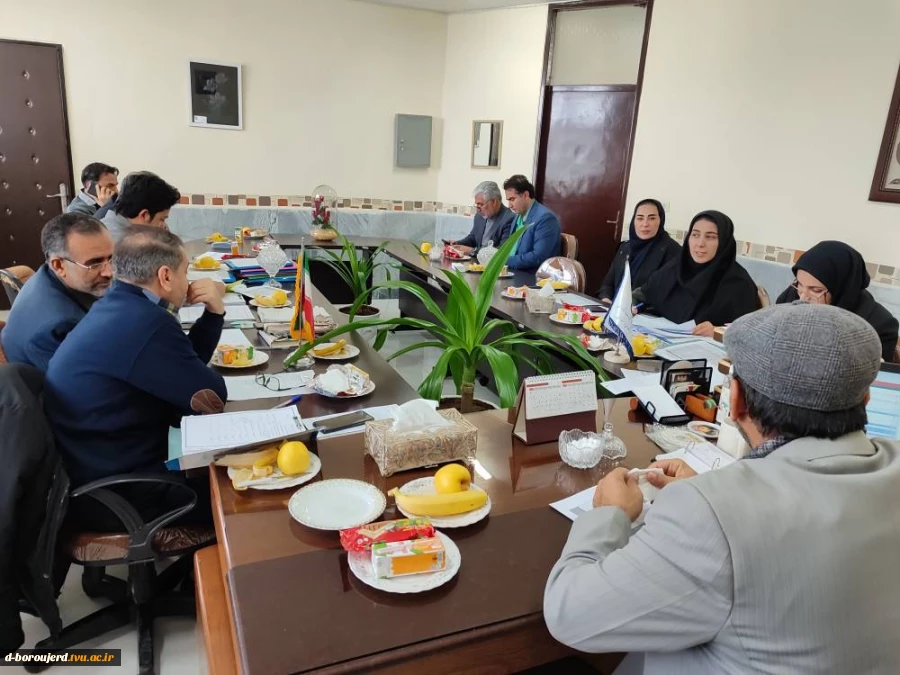 جلسه کمیته در آمد زایی و جلسه هیات اجرایی استان لرستان  2