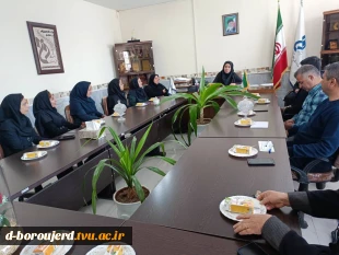 مراسم گرامیداشت روز معلم با حضور رئیس آموزشکده فنی وحرفه ای دختران بروجرد  و اساتید و کارکنان آموزشکده  برگزار شد  8